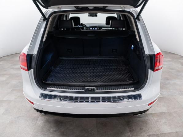 Volkswagen Touareg II с пробегом 2012 года, цена 2 120 000 рублей, 284011 км, внедорожник, Автокод Объявления