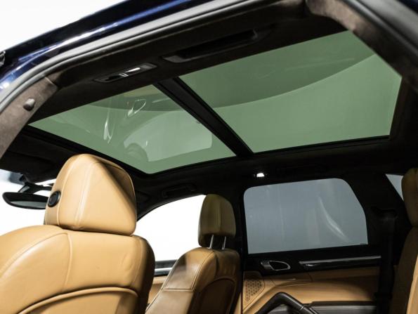 Porsche Cayenne II (958) с пробегом 2011 года, цена 2 150 000 рублей, 230847 км, внедорожник, Автокод Объявления