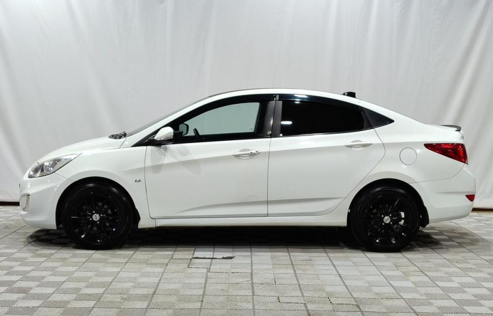 Hyundai Solaris I Нижневартовск  - изображение 8