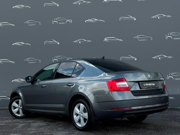 Skoda Octavia III (A7) Рестайлинг с пробегом 2019 года, цена 1 658 900 рублей, 141554 км, лифтбек, Автокод Объявления