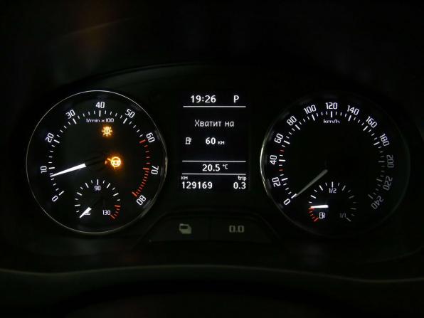 Skoda Fabia II Рестайлинг с пробегом 2011 года, цена 750 000 рублей, 129000 км, хэтчбек, Автокод Объявления