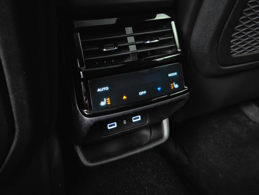 Geely Monjaro I Москва  - изображение 27