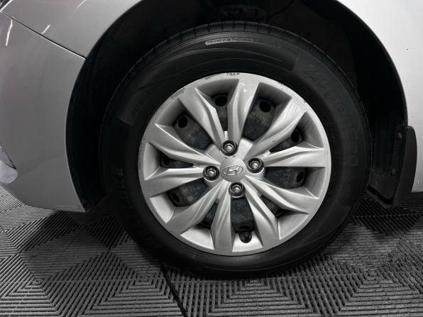 Hyundai Solaris II с пробегом 2018 года, цена 1 135 000 рублей, 132000 км, седан, Автокод Объявления