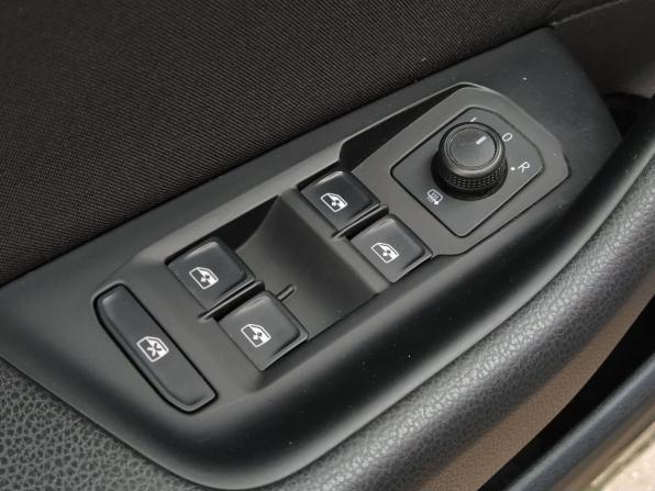 Volkswagen Passat B8 с пробегом 2017 года, цена 1 781 000 рублей, 123147 км, седан, Автокод Объявления