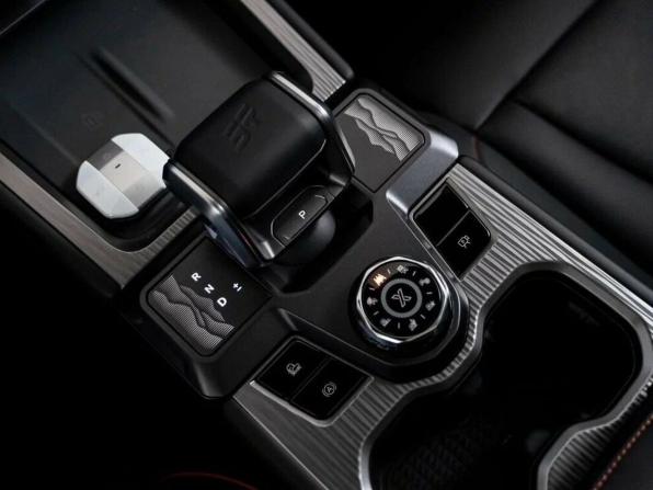 JETOUR T1 с пробегом 2026 года, цена 3 999 900 рублей, 10 км, внедорожник, Автокод Объявления