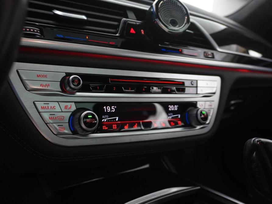 BMW 7 серии VI (G11/G12) Рестайлинг Москва  - изображение 21