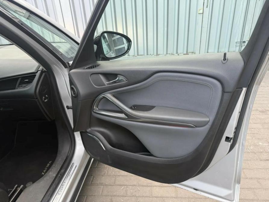 Opel Zafira C Ростов-на-Дону  - изображение 13