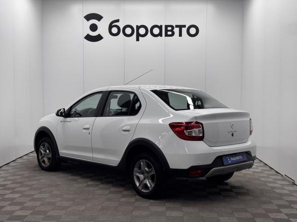 Renault Logan II Рестайлинг с пробегом 2022 года, цена 1 250 000 рублей, 57333 км, седан, Автокод Объявления