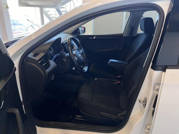 Skoda Rapid II с пробегом 2021 года, цена 1 720 000 рублей, 94326 км, лифтбек, Автокод Объявления