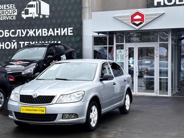 Skoda Octavia II (A5) Рестайлинг с пробегом 2013 года, цена 690 000 рублей, 257530 км, лифтбек, Автокод Объявления