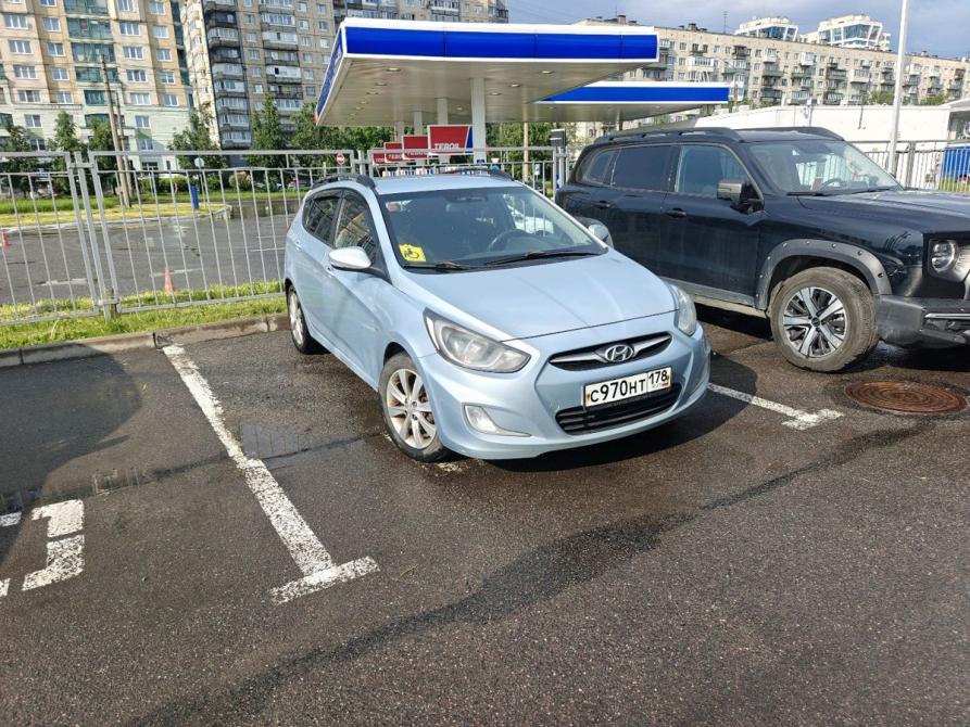 Hyundai Solaris I Санкт-Петербург  - изображение 1