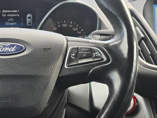 Ford Kuga II Рестайлинг с пробегом 2017 года, цена 1 849 000 рублей, 82000 км, внедорожник, Автокод Объявления