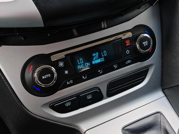 Ford Focus III с пробегом 2012 года, цена 745 000 рублей, 181163 км, седан, Автокод Объявления