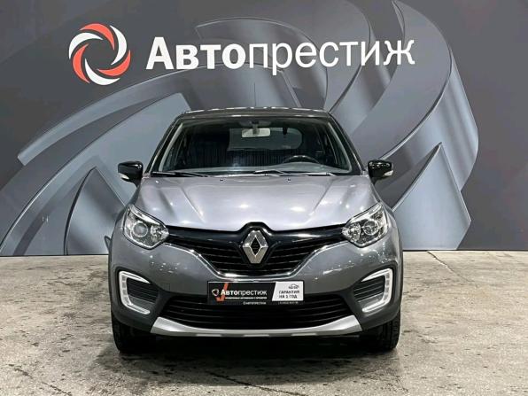 Renault Kaptur I с пробегом 2017 года, цена 1 225 000 рублей, 187200 км, внедорожник, Автокод Объявления