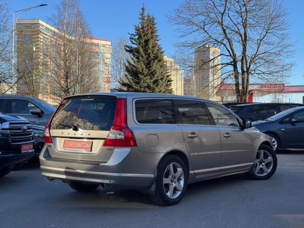 Volvo V70 III с пробегом 2008 года, цена 815 000 рублей, 360000 км, универсал, Автокод Объявления