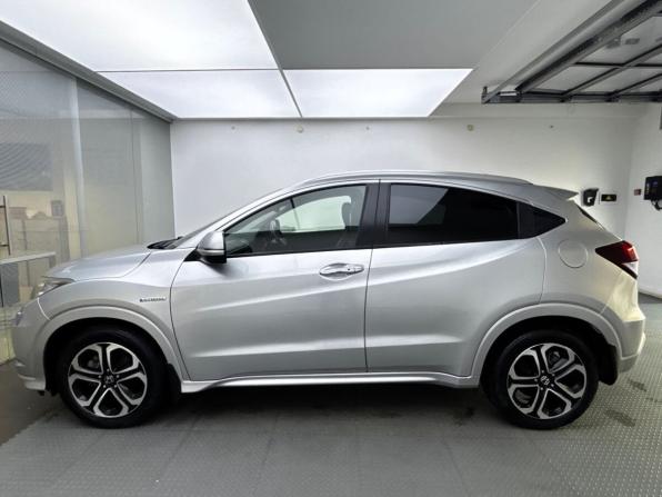 Honda Vezel I с пробегом 2014 года, цена 1 305 000 рублей, 161550 км, внедорожник, Автокод Объявления