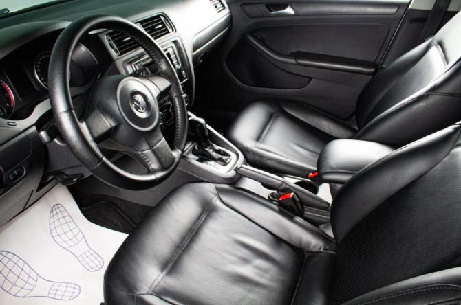 Volkswagen Jetta VI с пробегом 2014 года, цена 979 000 рублей, 172000 км, седан, Автокод Объявления