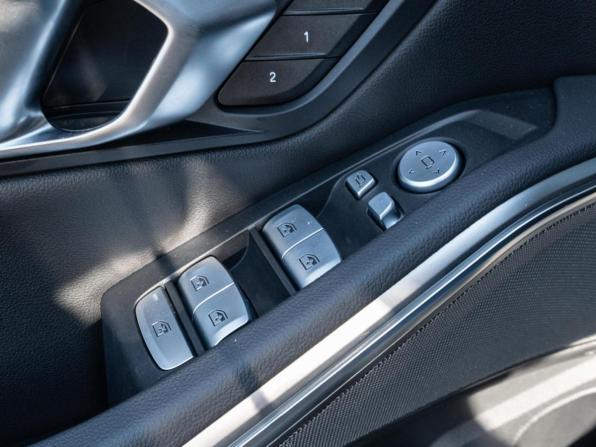 BMW 3 серии VII (G2x) Рестайлинг 2 с пробегом 2025 года, цена 6 200 000 рублей, 3128 км, седан, Автокод Объявления