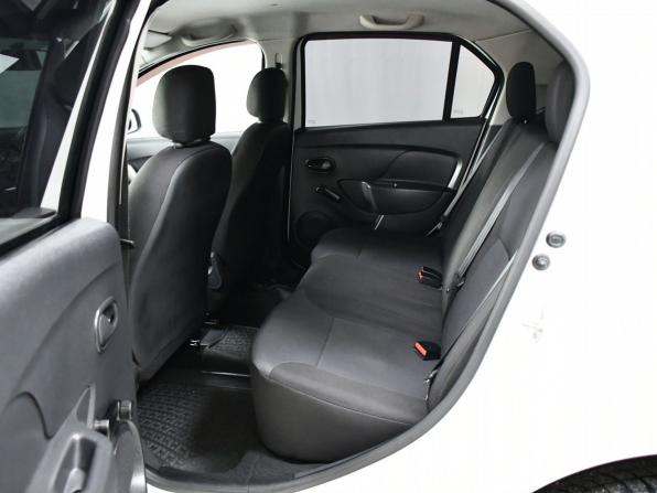 Renault Logan II с пробегом 2014 года, цена 547 000 рублей, 185000 км, седан, Автокод Объявления