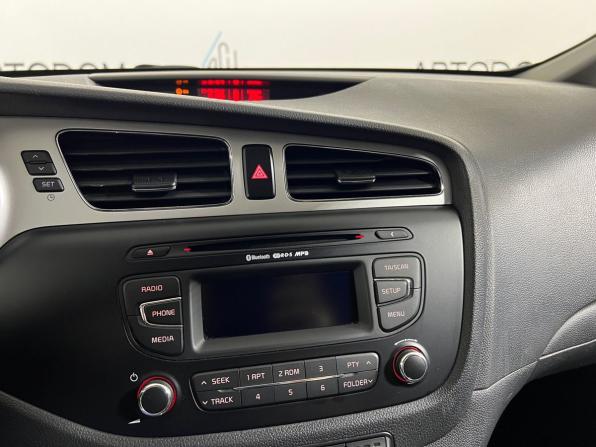 Kia Ceed II с пробегом 2013 года, цена 969 900 рублей, 157145 км, хэтчбек, Автокод Объявления