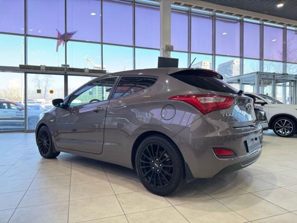 Hyundai i30 II с пробегом 2014 года, цена 1 055 000 рублей, 111292 км, хэтчбек, Автокод Объявления