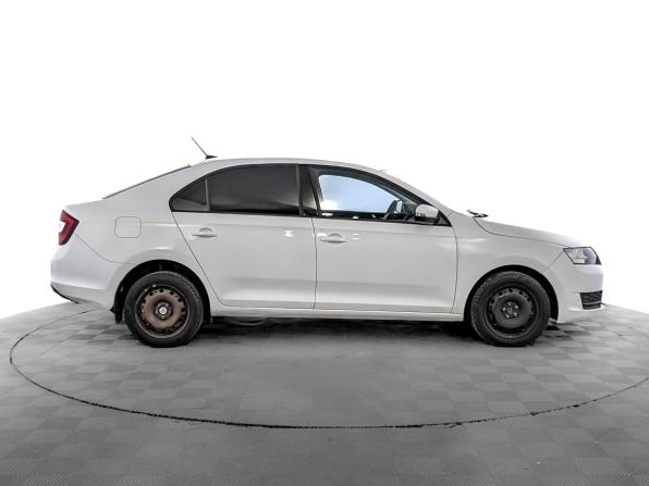 Skoda Rapid I Рестайлинг с пробегом 2019 года, цена 1 299 000 рублей, 134689 км, лифтбек, Автокод Объявления