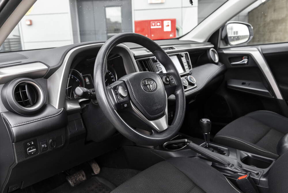 Toyota RAV4 IV (XA40) Рестайлинг Казань  - изображение 14