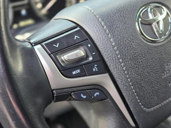 Toyota Land Cruiser 200 Series Рестайлинг 2 с пробегом 2019 года, цена 5 699 000 рублей, 265150 км, внедорожник, Автокод Объявления
