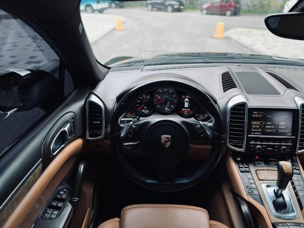 Porsche Cayenne II (958) с пробегом 2011 года, цена 2 090 000 рублей, 108416 км, внедорожник, Автокод Объявления