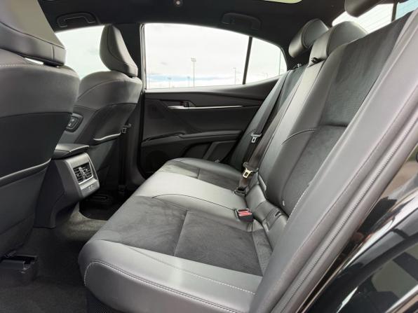 Toyota Camry IX (XV80) China Market с пробегом 2025 года, цена 4 100 000 рублей, 50 км, седан, Автокод Объявления