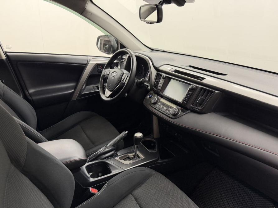 Toyota RAV4 IV (XA40) Рестайлинг Вологда  - изображение 12