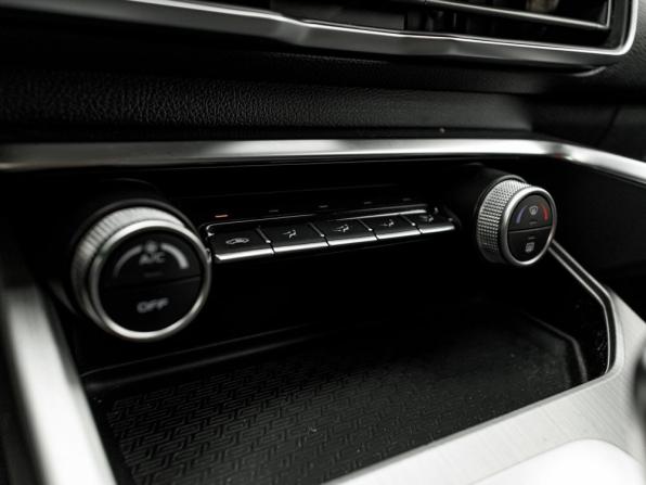 Geely Coolray I с пробегом 2021 года, цена 1 550 000 рублей, 132815 км, внедорожник, Автокод Объявления