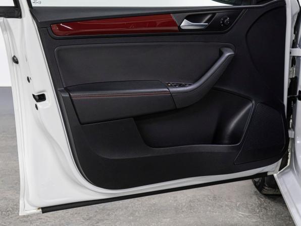Volkswagen Polo VI с пробегом 2021 года, цена 1 669 000 рублей, 160571 км, лифтбек, Автокод Объявления