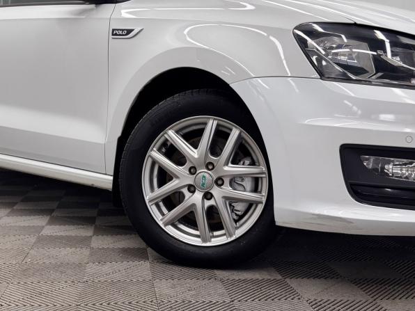Volkswagen Polo V Рестайлинг с пробегом 2018 года, цена 1 299 000 рублей, 127751 км, седан, Автокод Объявления