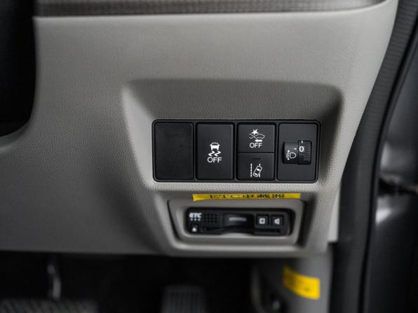 Honda Stepwgn V Рестайлинг с пробегом 2019 года, цена 1 950 000 рублей, 91286 км, минивэн, Автокод Объявления