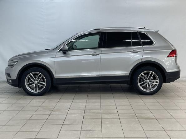 Volkswagen Tiguan II с пробегом 2018 года, цена 2 749 000 рублей, 51376 км, внедорожник, Автокод Объявления