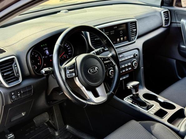 Kia Sportage IV Рестайлинг с пробегом 2020 года, цена 2 115 000 рублей, 125677 км, внедорожник, Автокод Объявления