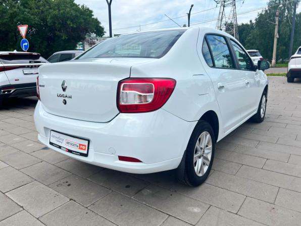Renault Logan II Рестайлинг с пробегом 2018 года, цена 1 092 300 рублей, 55498 км, седан, Автокод Объявления