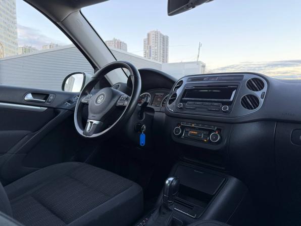 Volkswagen Tiguan I Рестайлинг с пробегом 2011 года, цена 1 025 000 рублей, 207000 км, внедорожник, Автокод Объявления