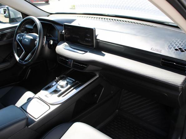 Haval Jolion I с пробегом 2023 года, цена 1 939 000 рублей, 37986 км, внедорожник, Автокод Объявления