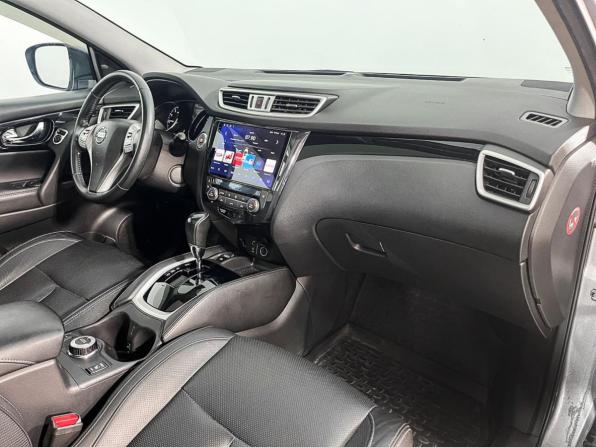 Nissan Qashqai II с пробегом 2017 года, цена 1 621 000 рублей, 132345 км, внедорожник, Автокод Объявления
