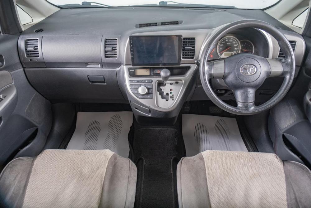 Toyota Wish I Рестайлинг Томск  - изображение 11