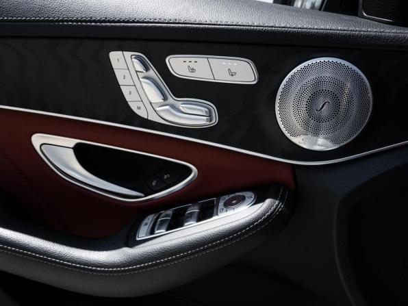 Mercedes-Benz C-Класс IV (W205) с пробегом 2017 года, цена 2 730 000 рублей, 51498 км, седан, Автокод Объявления