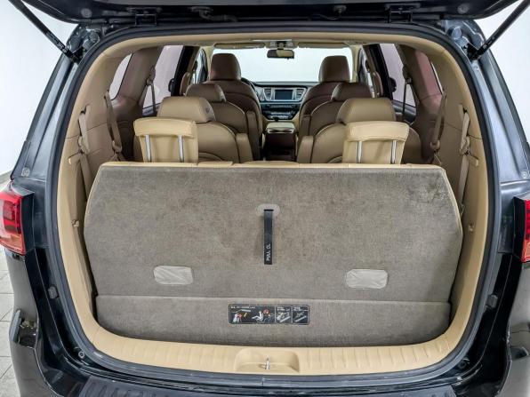 Kia Carnival III с пробегом 2020 года, цена 2 980 000 рублей, 125371 км, минивэн, Автокод Объявления