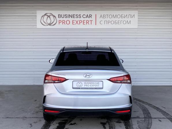 Hyundai Solaris II Рестайлинг с пробегом 2021 года, цена 1 295 000 рублей, 23657 км, седан, Автокод Объявления