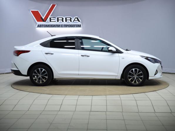 Hyundai Solaris II Рестайлинг с пробегом 2021 года, цена 1 550 000 рублей, 86313 км, седан, Автокод Объявления