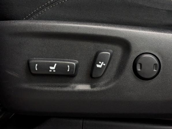 Toyota Land Cruiser Prado 150 Series Рестайлинг 2 с пробегом 2020 года, цена 6 170 000 рублей, 54239 км, внедорожник, Автокод Объявления
