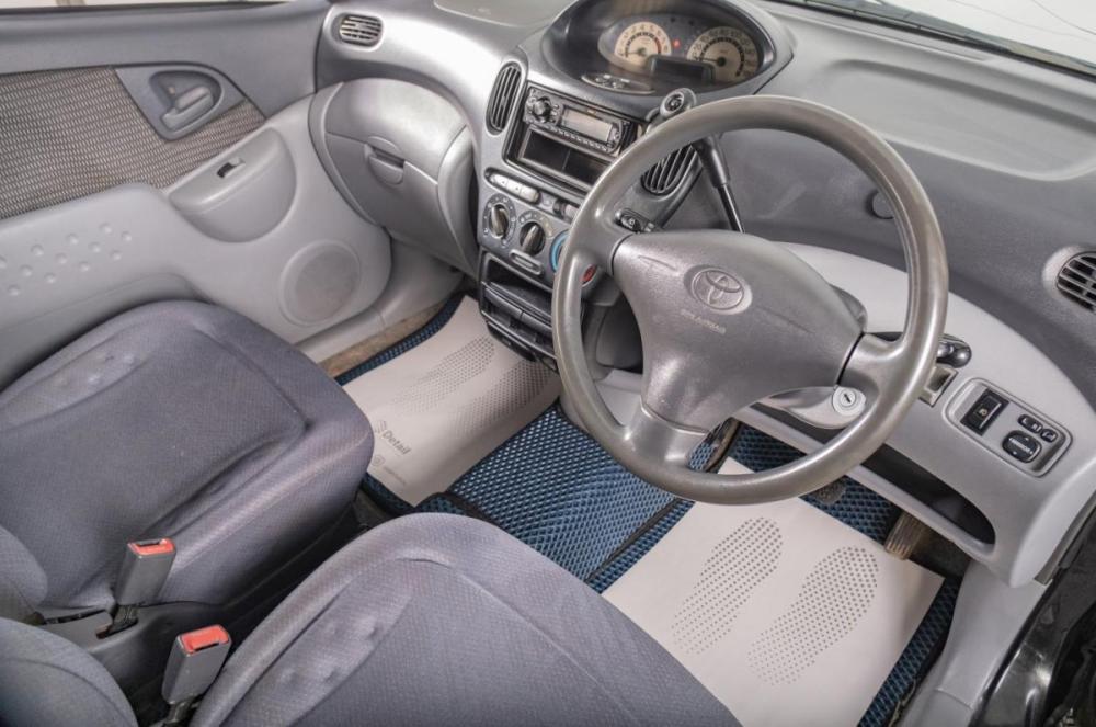 Toyota FunCargo Томск  - изображение 8