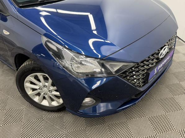 Hyundai Solaris II Рестайлинг с пробегом 2021 года, цена 1 580 000 рублей, 35549 км, седан, Автокод Объявления