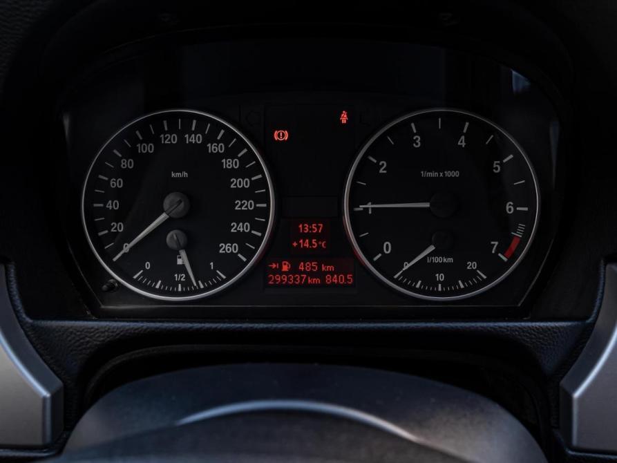 BMW 3 серии V (E90/E91/E92/E93) Краснодар  - изображение 14